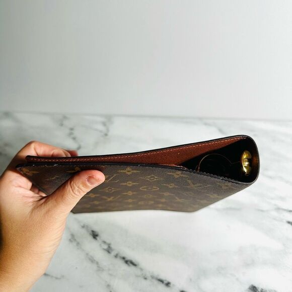 Louis Vuitton Agenda GM - Picture 5 of 13